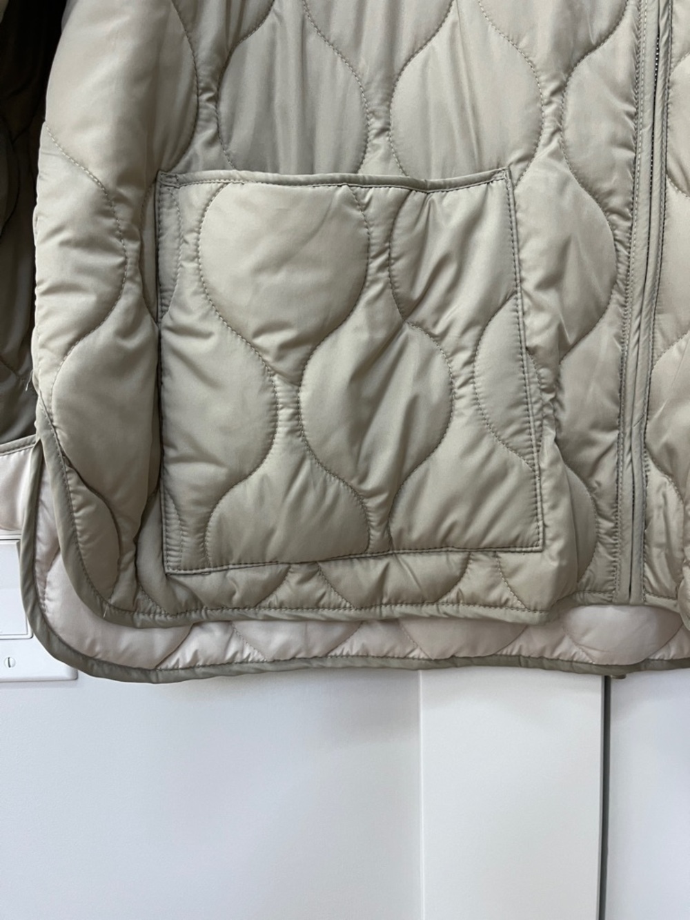 Zara Beige Quilted Puffer Jacket - Picture 4 of 4